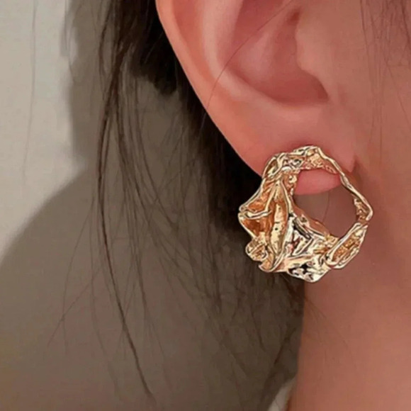 Fashionable Geometric Decor Stud Earrings - Picture 1 of 3